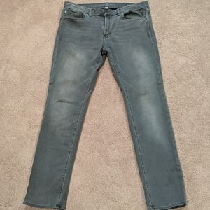 Banana Republic Skinny TravelerJeans